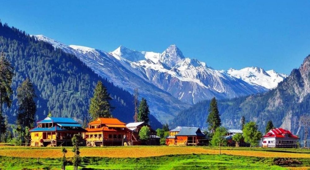 Neeulm_Valley_AJK_(Arang_Kel)